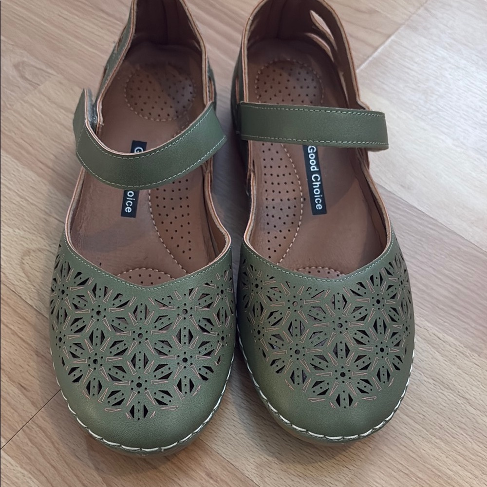 Good Choice Olive Green Women's Flats